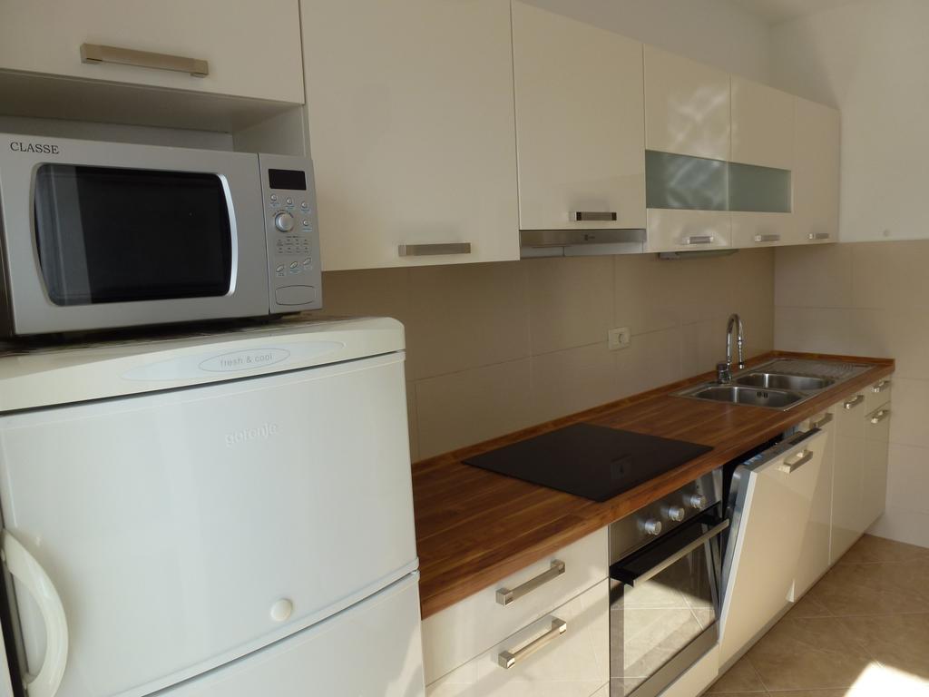 Apartments Tony Stanici - Omiš Εξωτερικό φωτογραφία